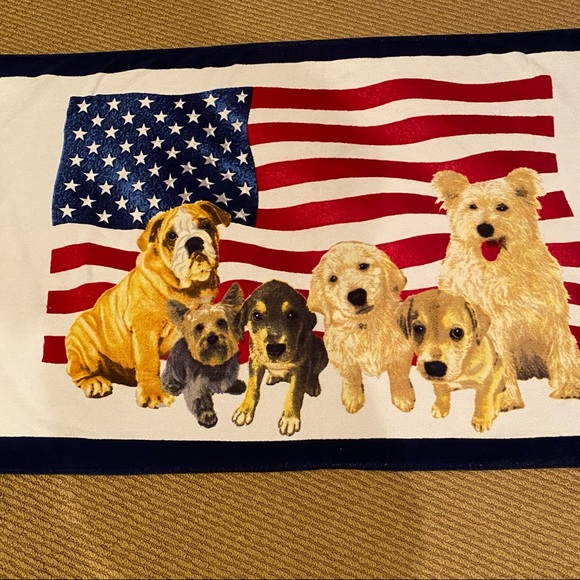 Dogs Patriotic Stars & Stripes Bulldog Beach Towel - Picture 3 of 4